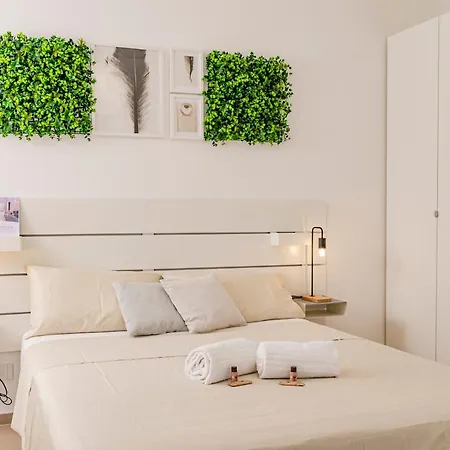 Apulialux Design - Relax, Spa E Free Parking Apartment Bari