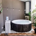 Apulialux Design - Relax, Spa E Free Parking 公寓 *