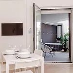 公寓 Apulialux Design - Relax, Spa E Free Parking 巴里